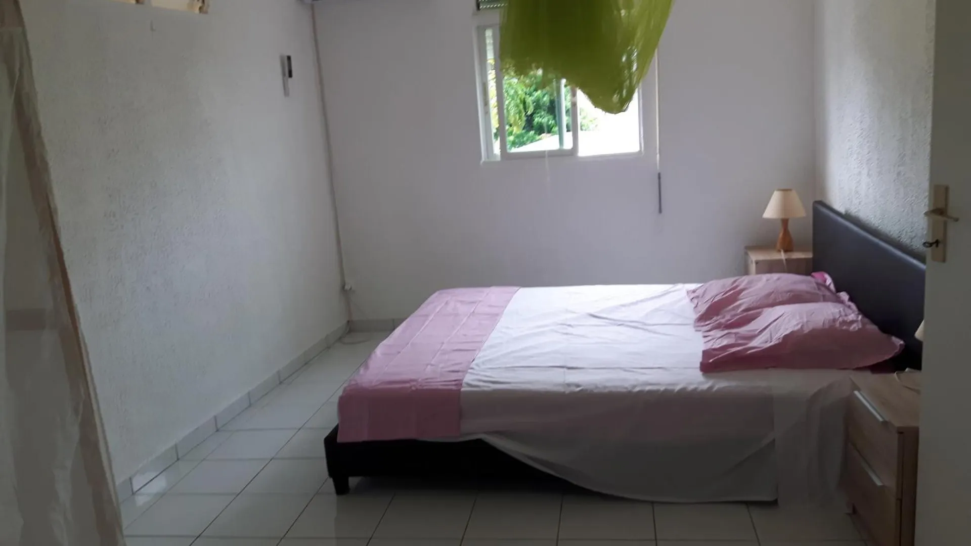 סנט-אן Appartements: Plage & Commerces A 200M דירה
